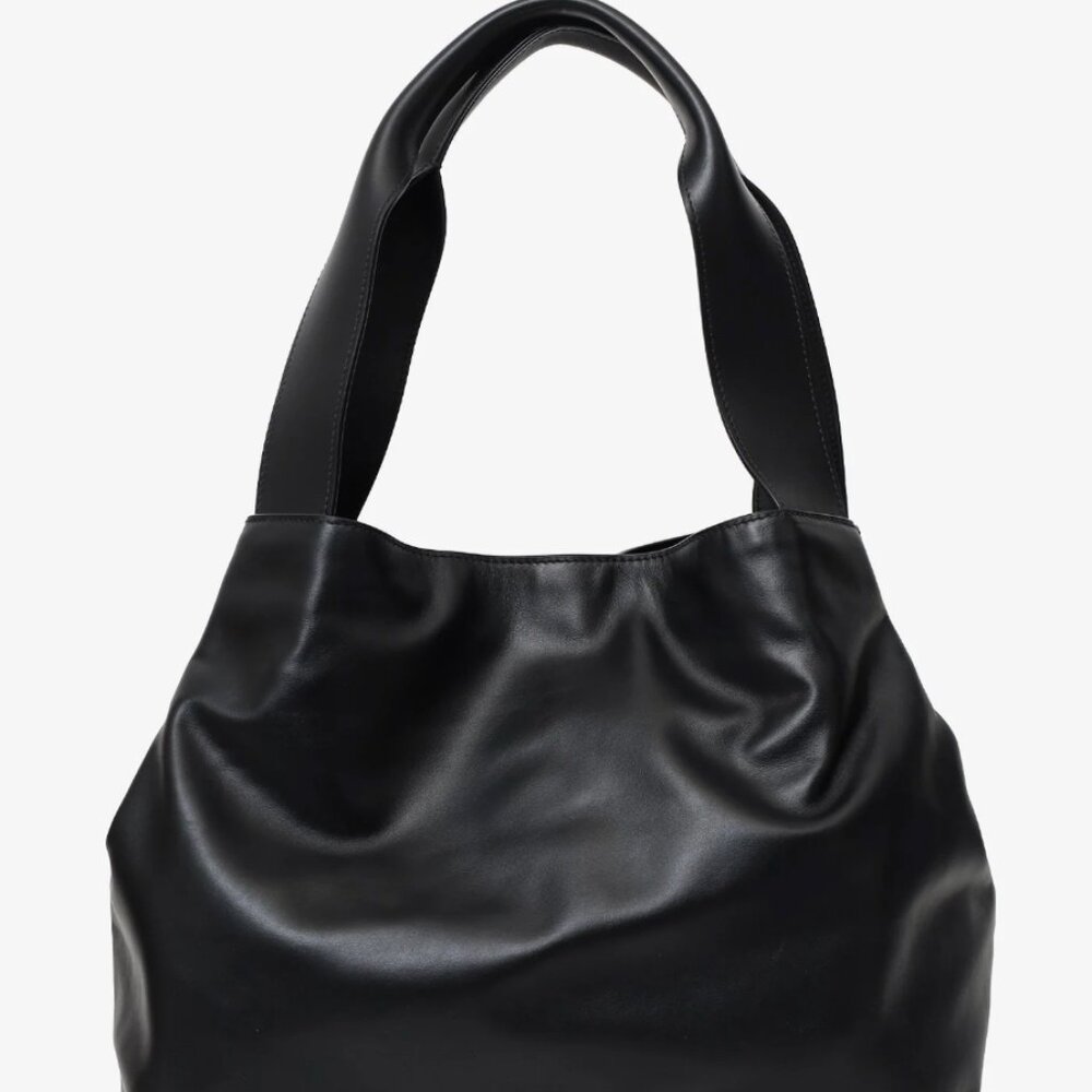 99% NEW MIU MIU AUTHENTIC BIG BLACK LEATHER BAG - Picture 3 of 11